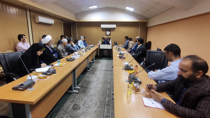 دکتر مقصود فراستخواه: رسالت دانشگاه‌ها و نخبگان، هدایت جامعه به سمت درک متقابل و همزیستی مسالمت‌آمیز در عین تنوع است